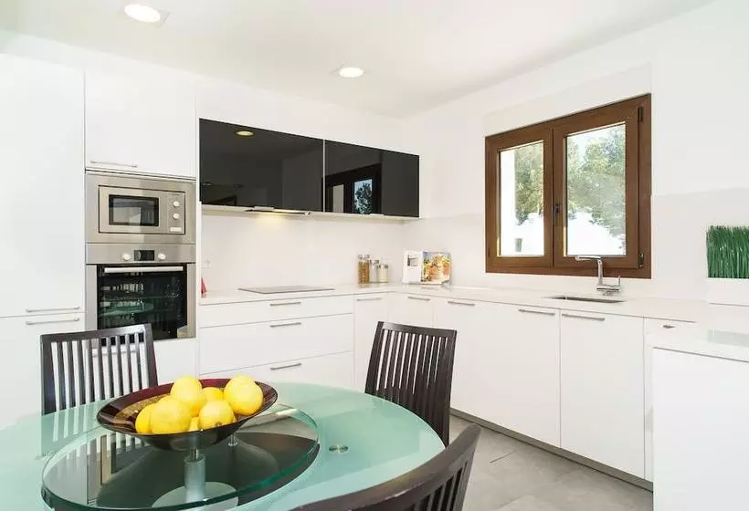 Villa Solhabitat Moraira Sports