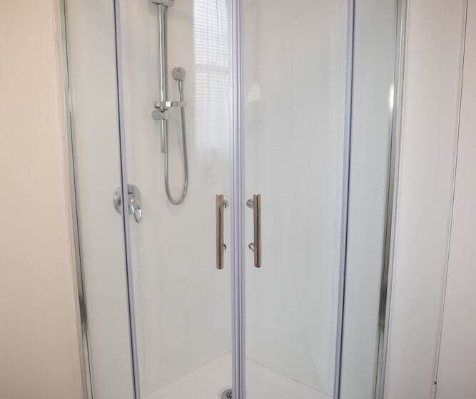 Asure Harbour View Motel And Water Front Apartments