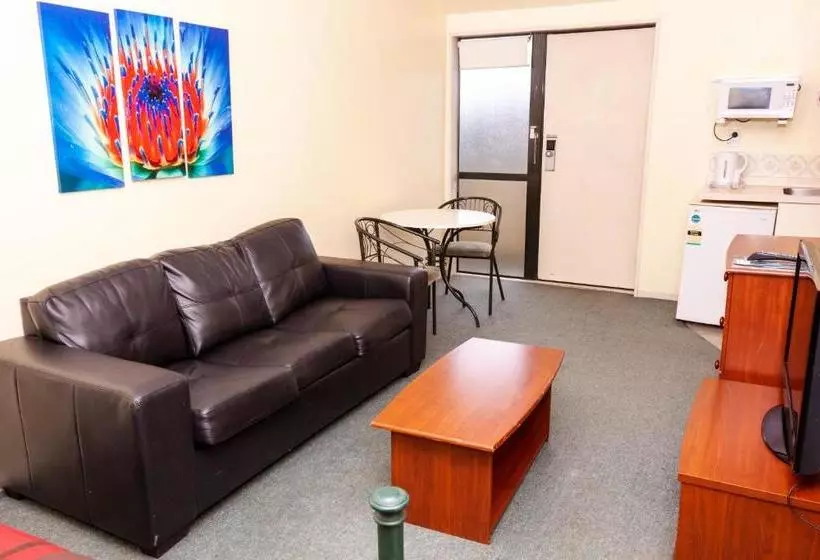 Cherry Tree Lodge Motel