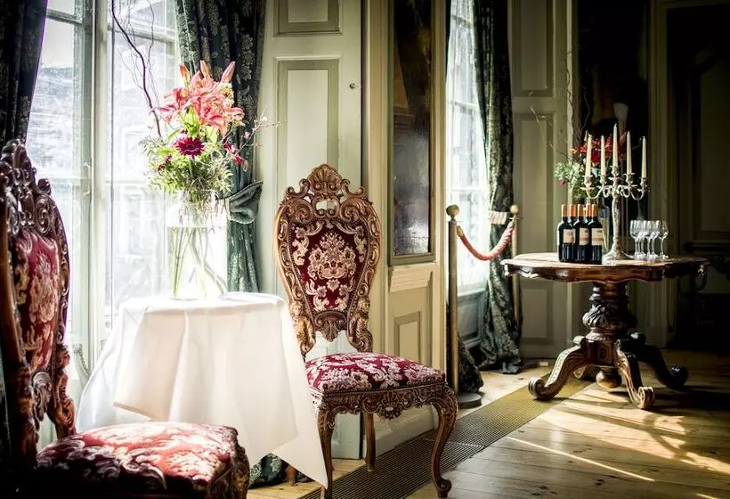 Hampshire Hotel    S Gravenhof Zutphen