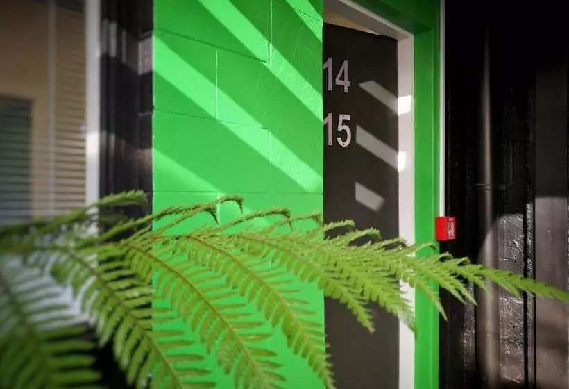 호텔 The Hibernian Studio Apartments   4 Latter Street