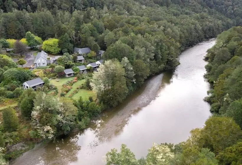 酒店 Maruia River Retreat