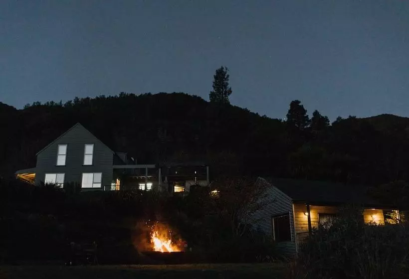 酒店 Maruia River Retreat