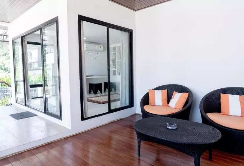 Baan Smile Villa