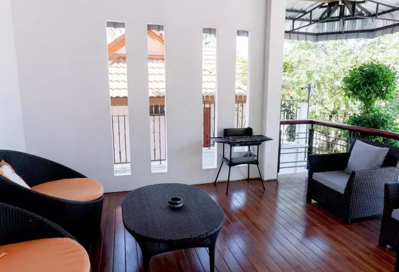 Baan Smile Villa