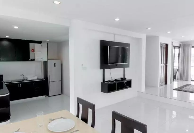 Baan Smile Villa