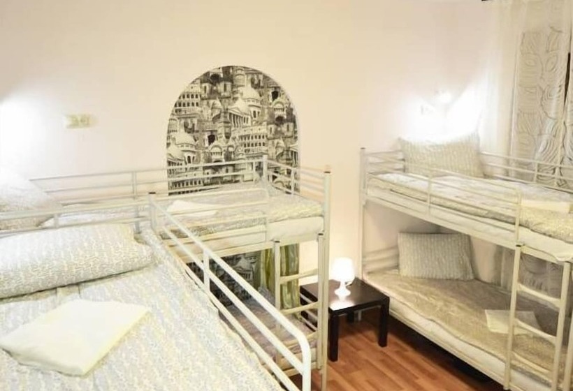 Hostel Kremlin Lights