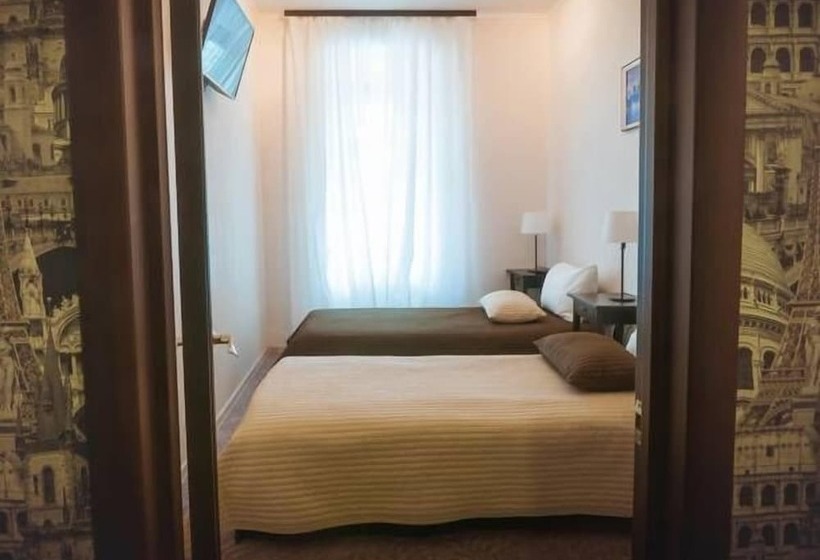 Hostel Kremlin Lights