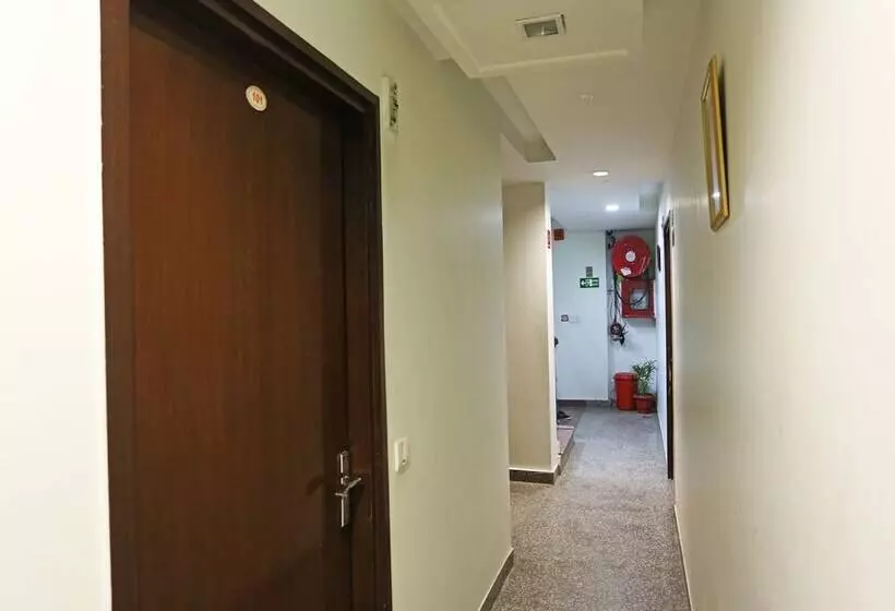 Hotel Flight Path