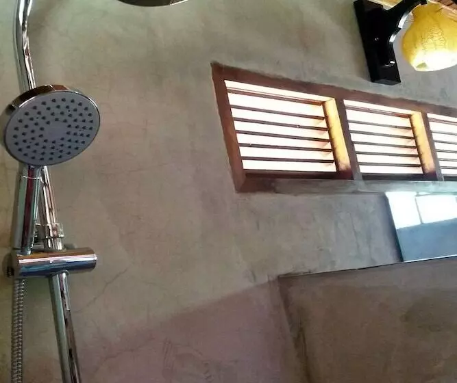 هتل Rai Lung Tui Homestay