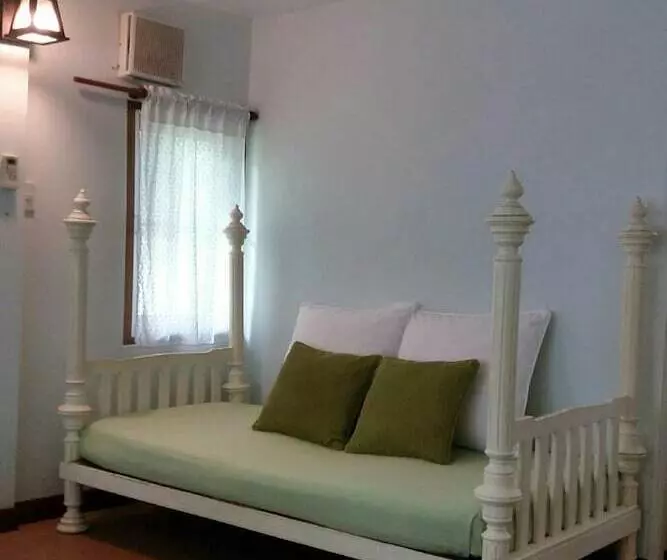 هتل Rai Lung Tui Homestay