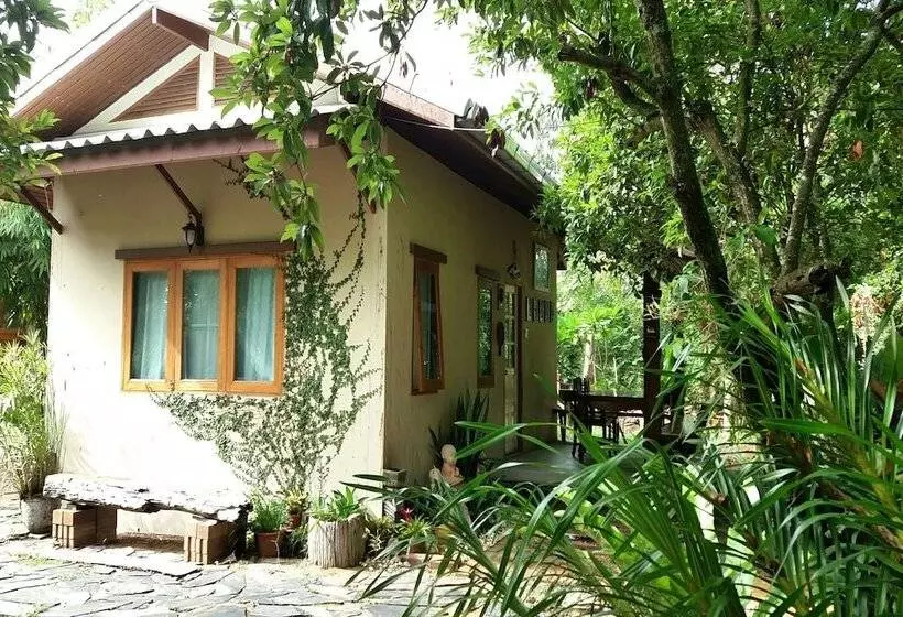 هتل Rai Lung Tui Homestay