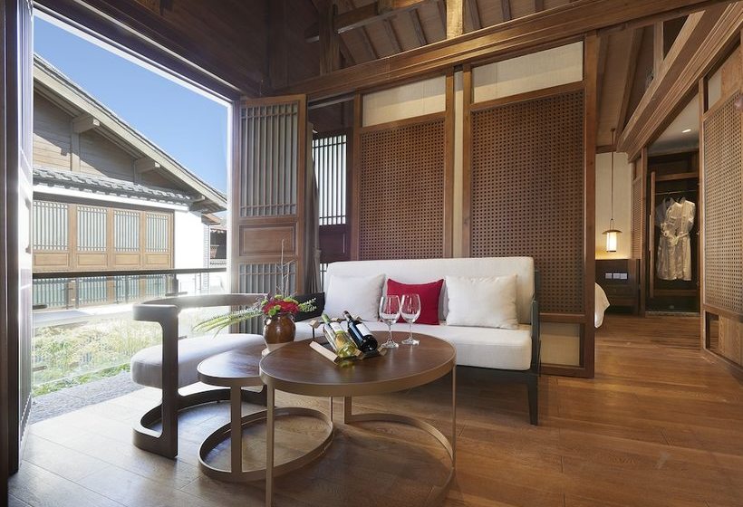 House Boss Resort Hotel Lijiang