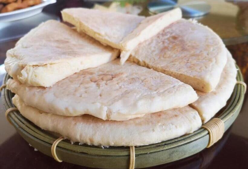 Lijiang Sunshine Nali Inn