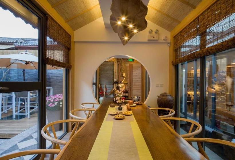 Lijiang Sunshine Nali Inn