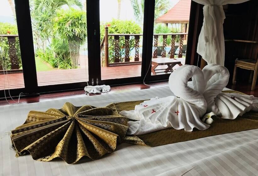 ペンション Erawan Villa