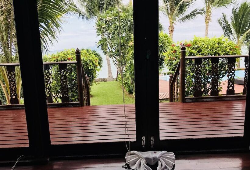 ペンション Erawan Villa