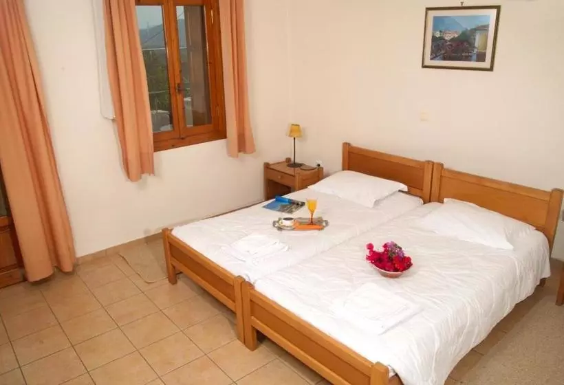 Majatalo Xenonas Chrisso