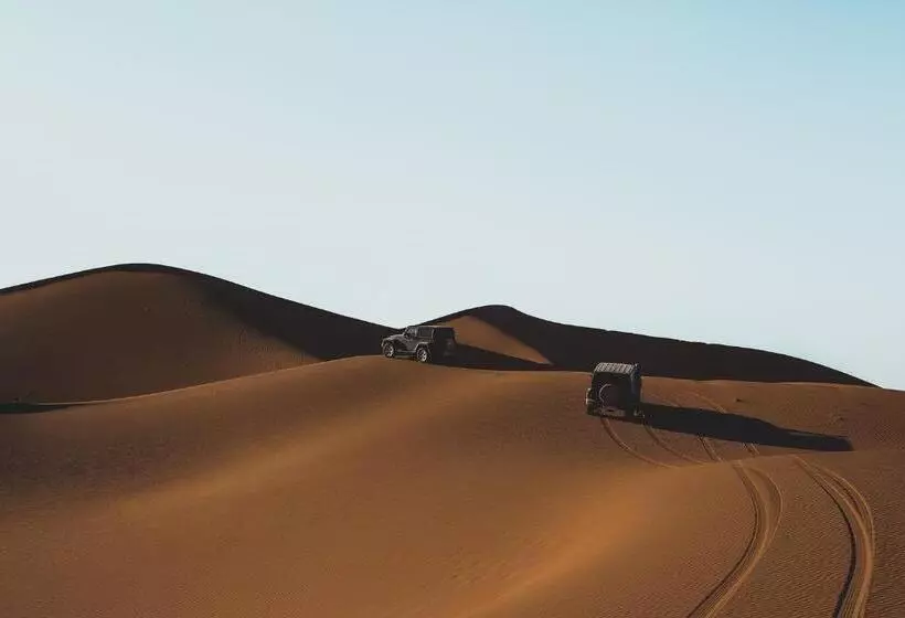 Aamiaismajoitus (B&B) Auberge La Palmeraie