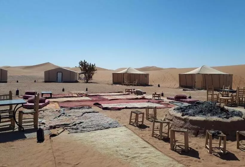 Aamiaismajoitus (B&B) Auberge La Palmeraie