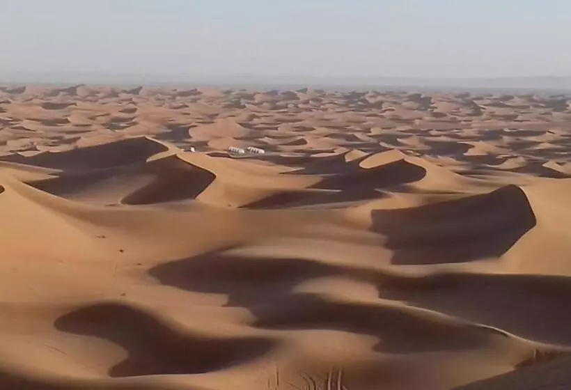 Aamiaismajoitus (B&B) Auberge La Palmeraie