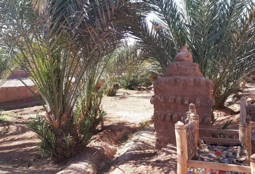 Aamiaismajoitus (B&B) Auberge La Palmeraie