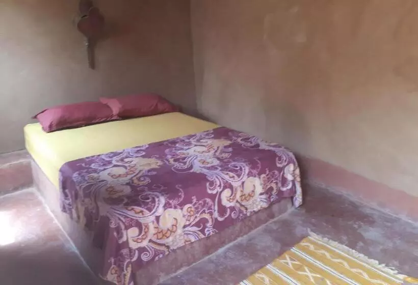 Aamiaismajoitus (B&B) Auberge La Palmeraie