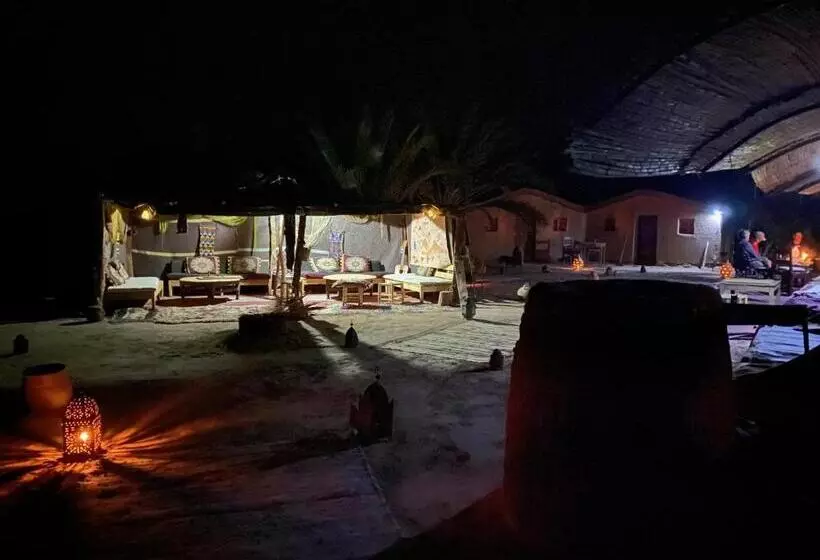 Aamiaismajoitus (B&B) Auberge La Palmeraie