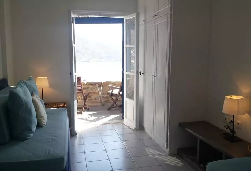 Diosmarini Studios & Apartments