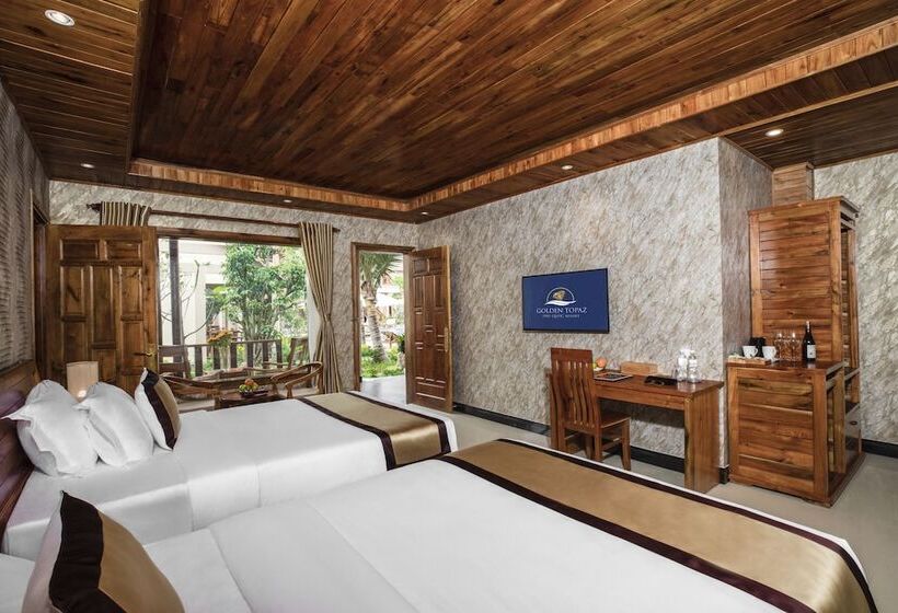 ホテル Golden Topaz Resort