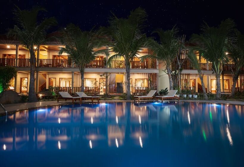 ホテル Golden Topaz Resort