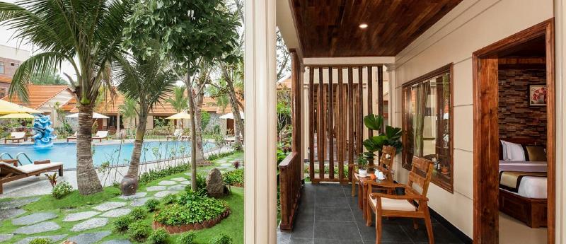 ホテル Golden Topaz Resort