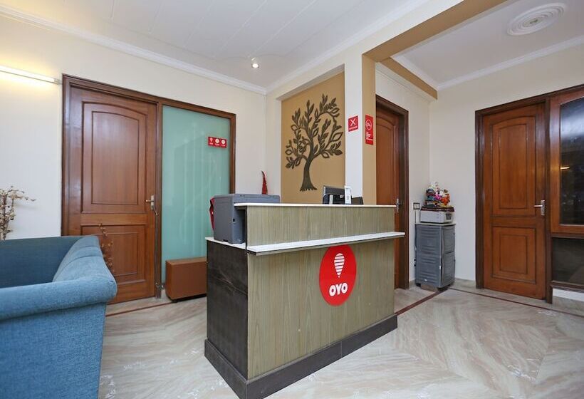 Отель Green Residency By Oyo Rooms