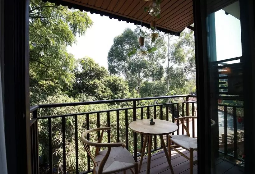 Hotelli Guilin Lakeside Yige