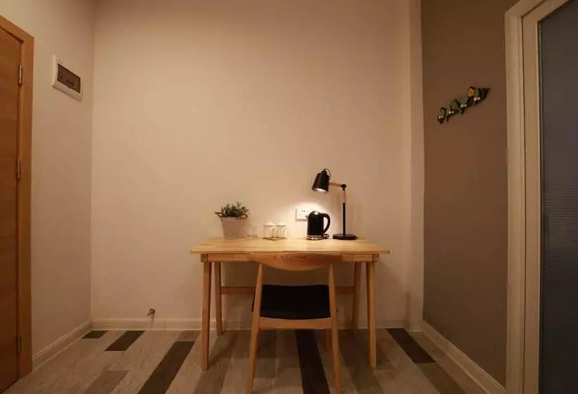 Hotelli Guilin Lakeside Yige