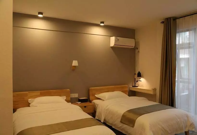 Hotelli Guilin Lakeside Yige