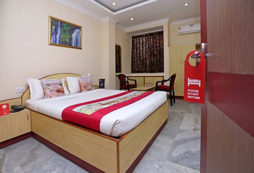 هتل Lisa Guest House