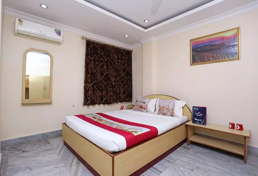 Hotelli Lisa Guest House