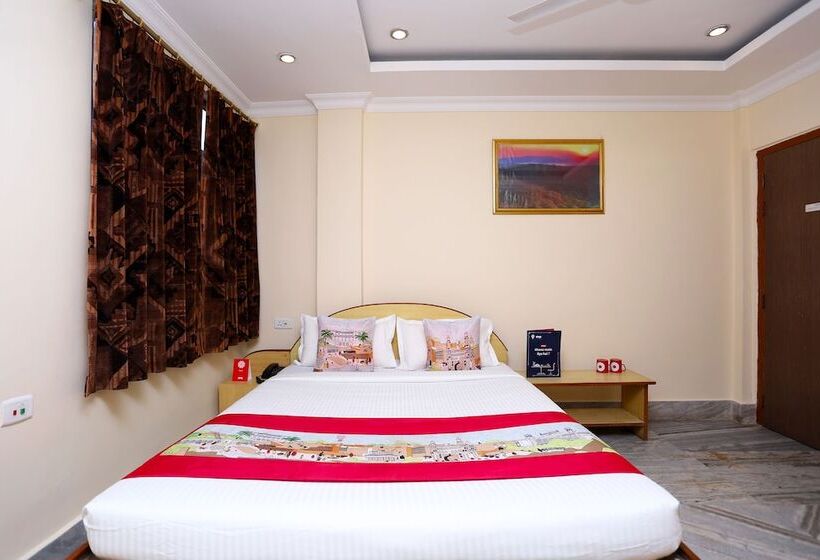 هتل Lisa Guest House