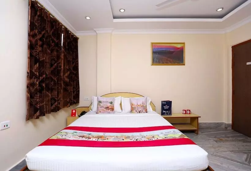 Hotelli Lisa Guest House