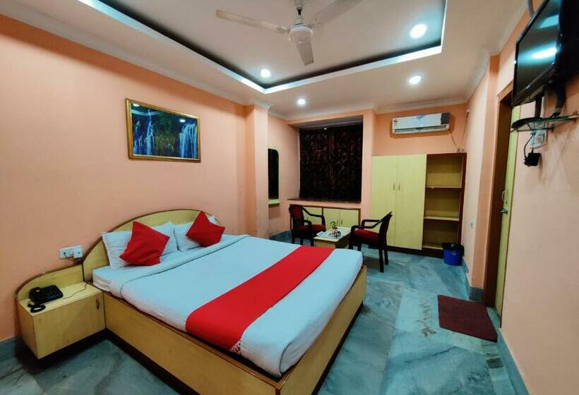 هتل Lisa Guest House