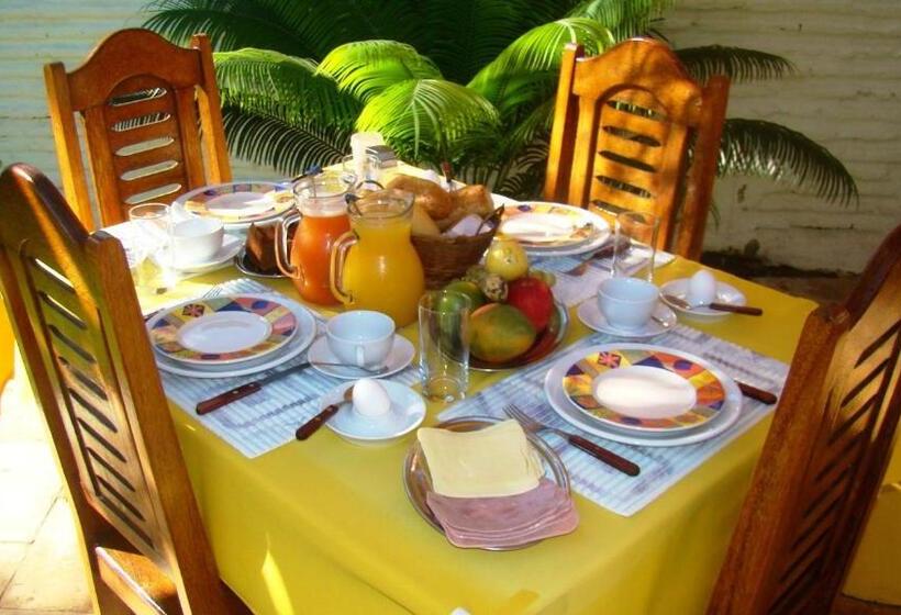 Hotel Pousada Casa Dona Rosa