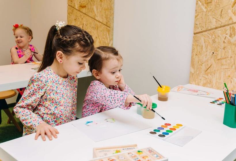 هتل Riviera Wellness Resort