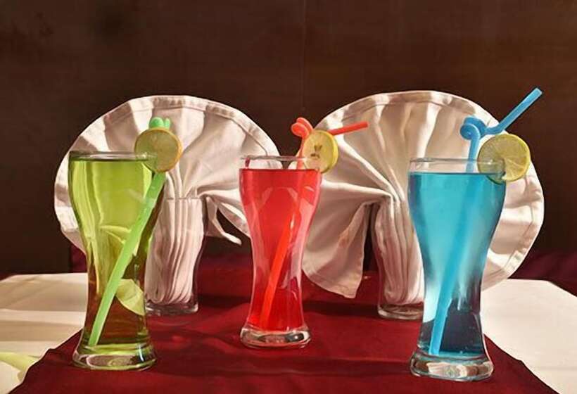 Отель South Coast