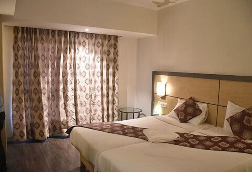 Отель South Coast