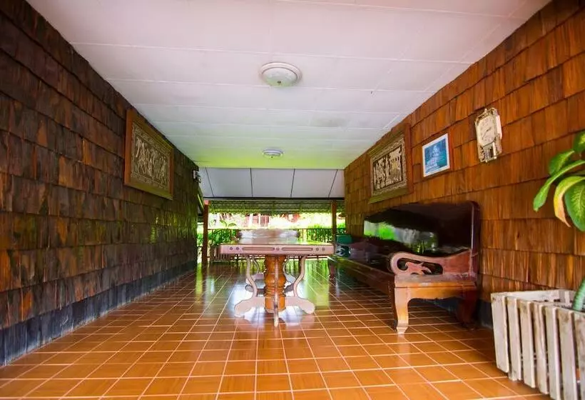 Hotelli Wattana Village Resort