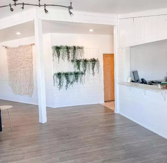 Motelli Bryce Uptop Lodge