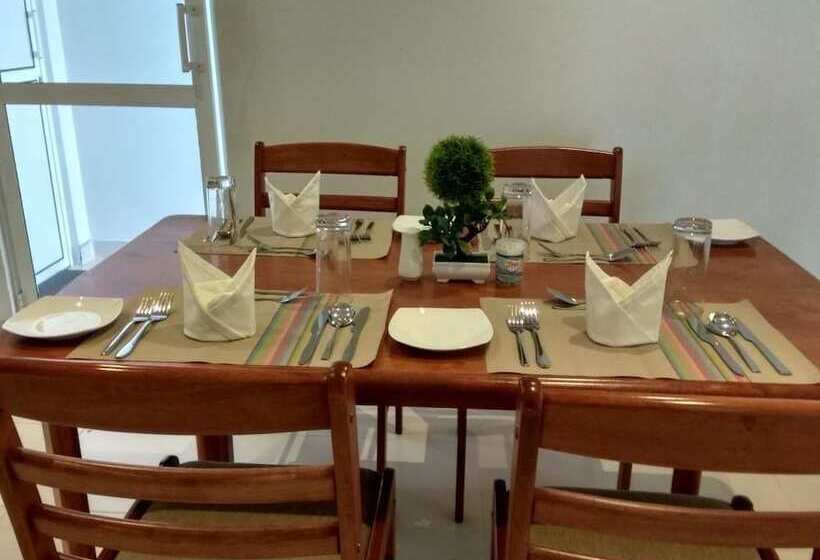 ペンション Diva Villa Transit