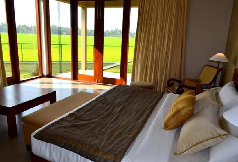 بنسيون Kethaka Aga