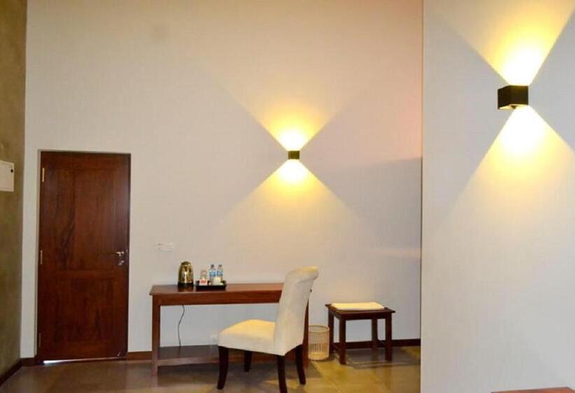 بنسيون Kethaka Aga